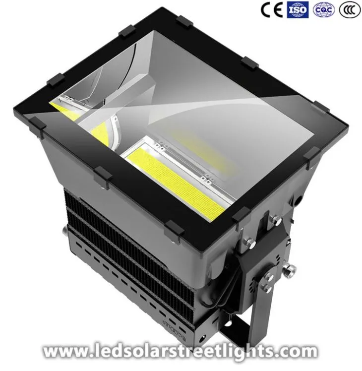 3, Halogen Flood Light Bulb